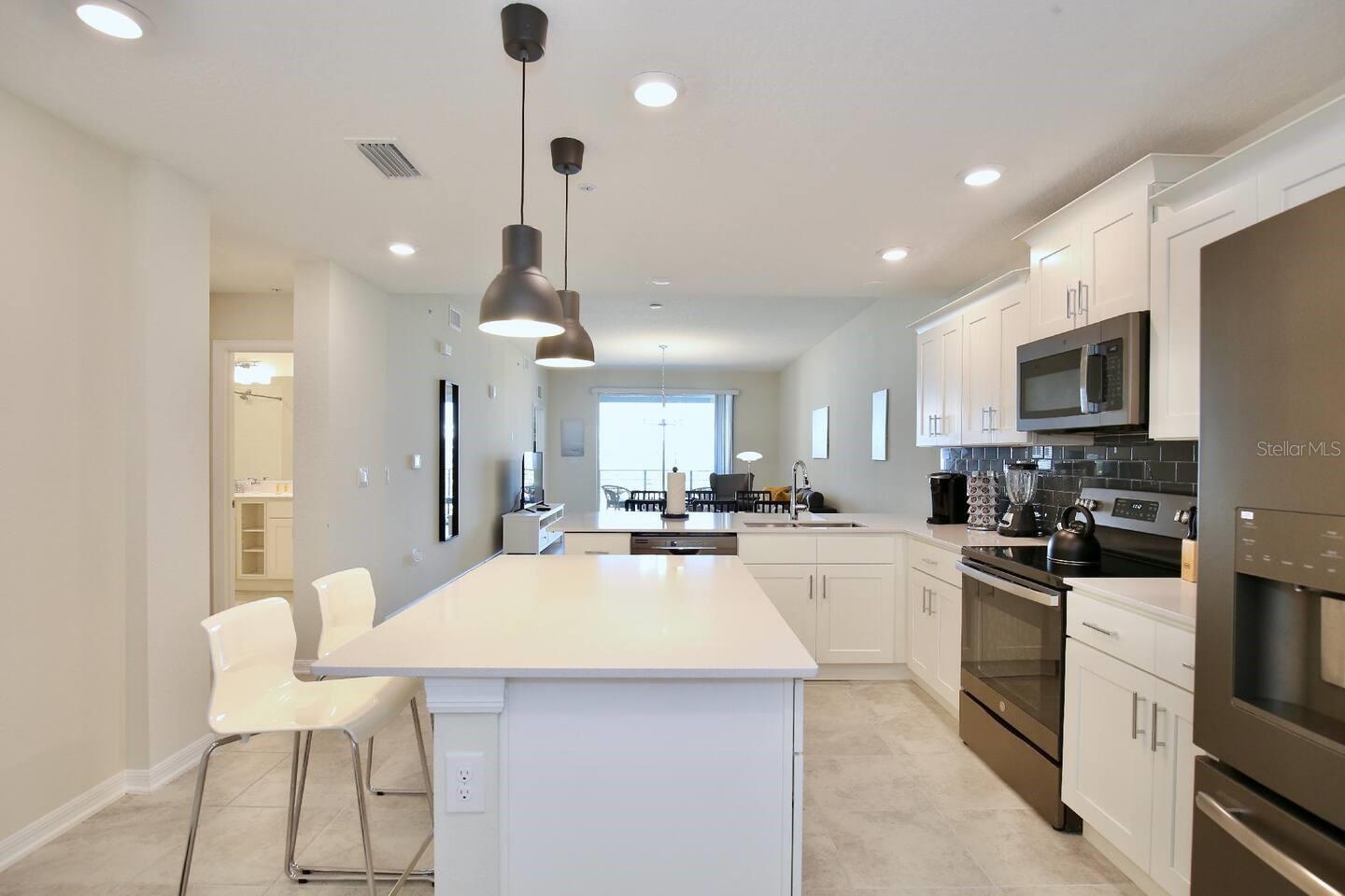 Image 19 of 39 For 3150 Paradox Circle 305