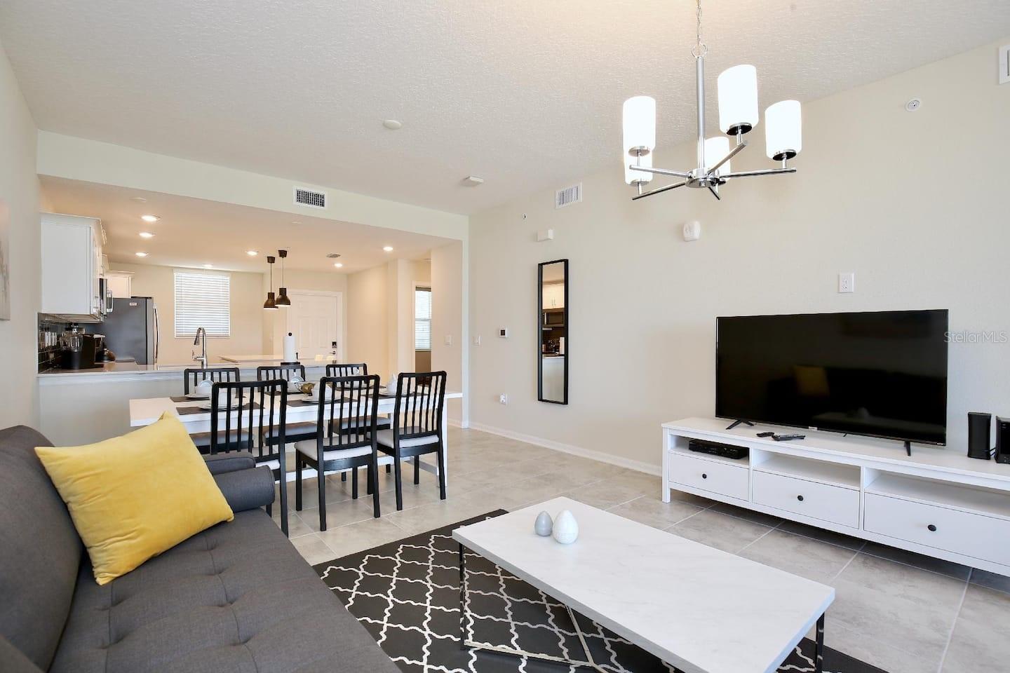 Image 25 of 39 For 3150 Paradox Circle 305