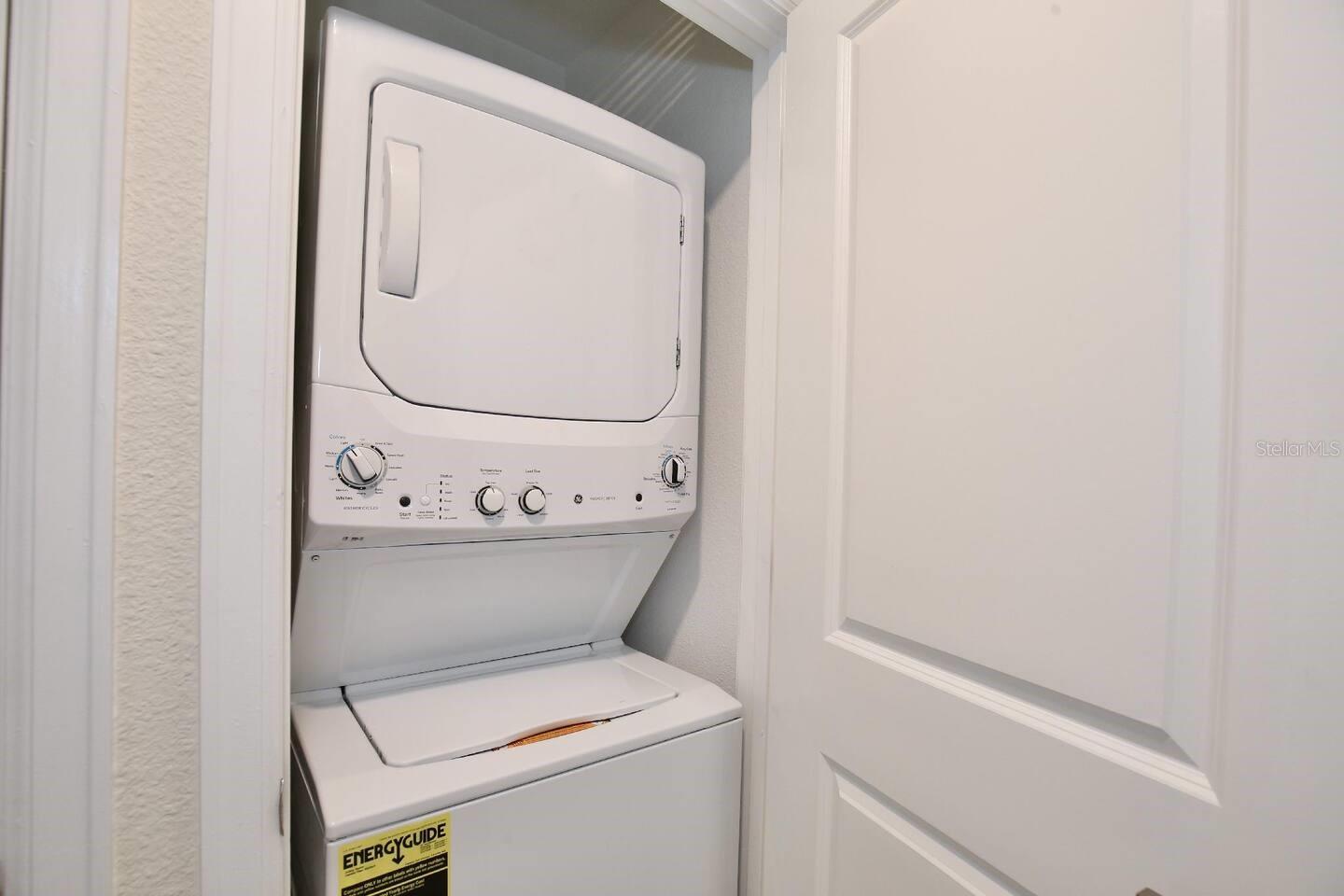 Image 37 of 39 For 3150 Paradox Circle 305