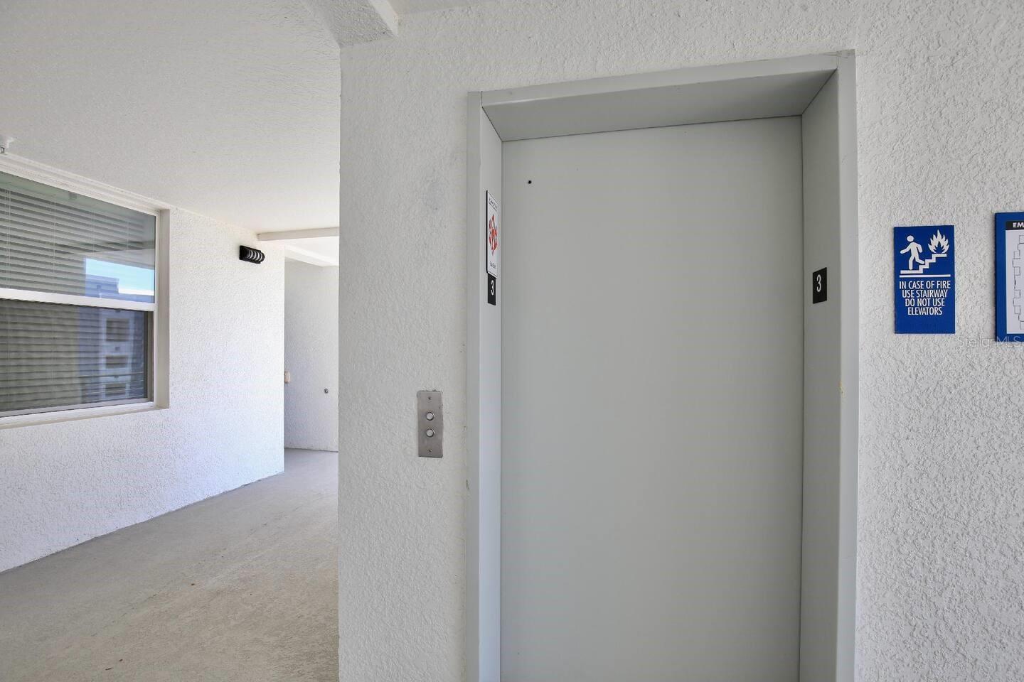 Image 38 of 39 For 3150 Paradox Circle 305