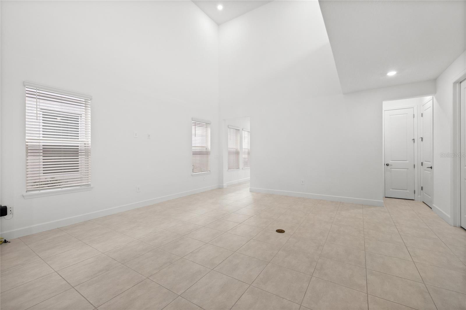 Image 11 of 38 For 16283 Honey Harvest Street