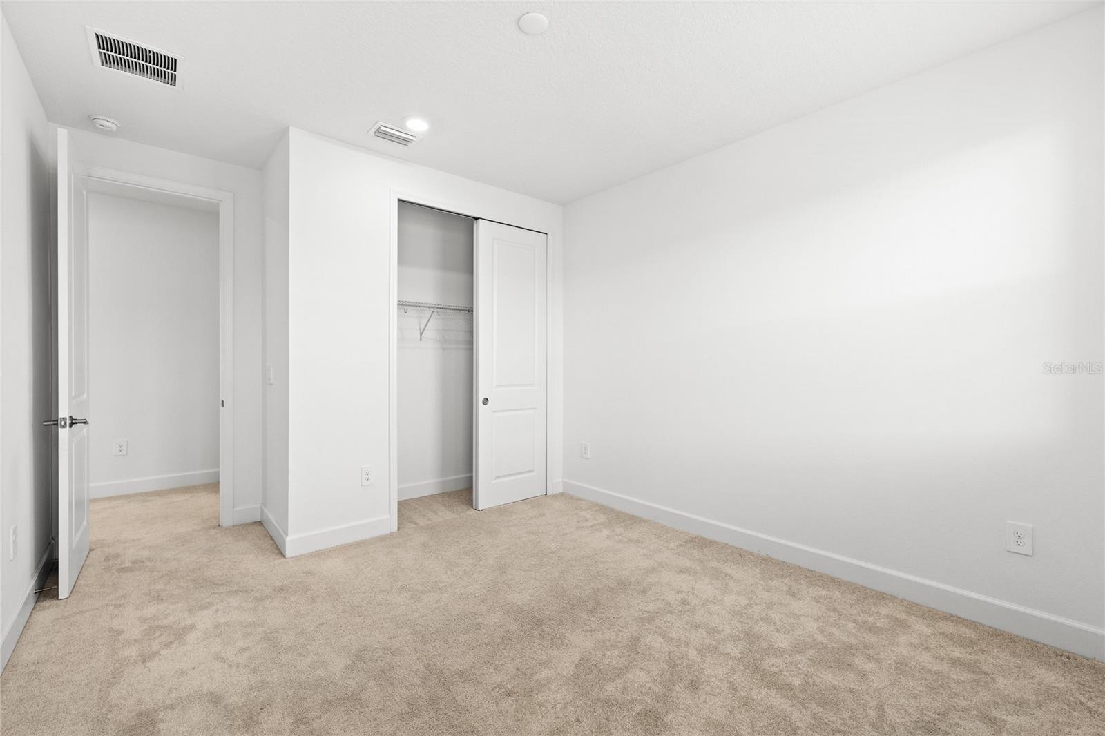 Image 19 of 38 For 16283 Honey Harvest Street