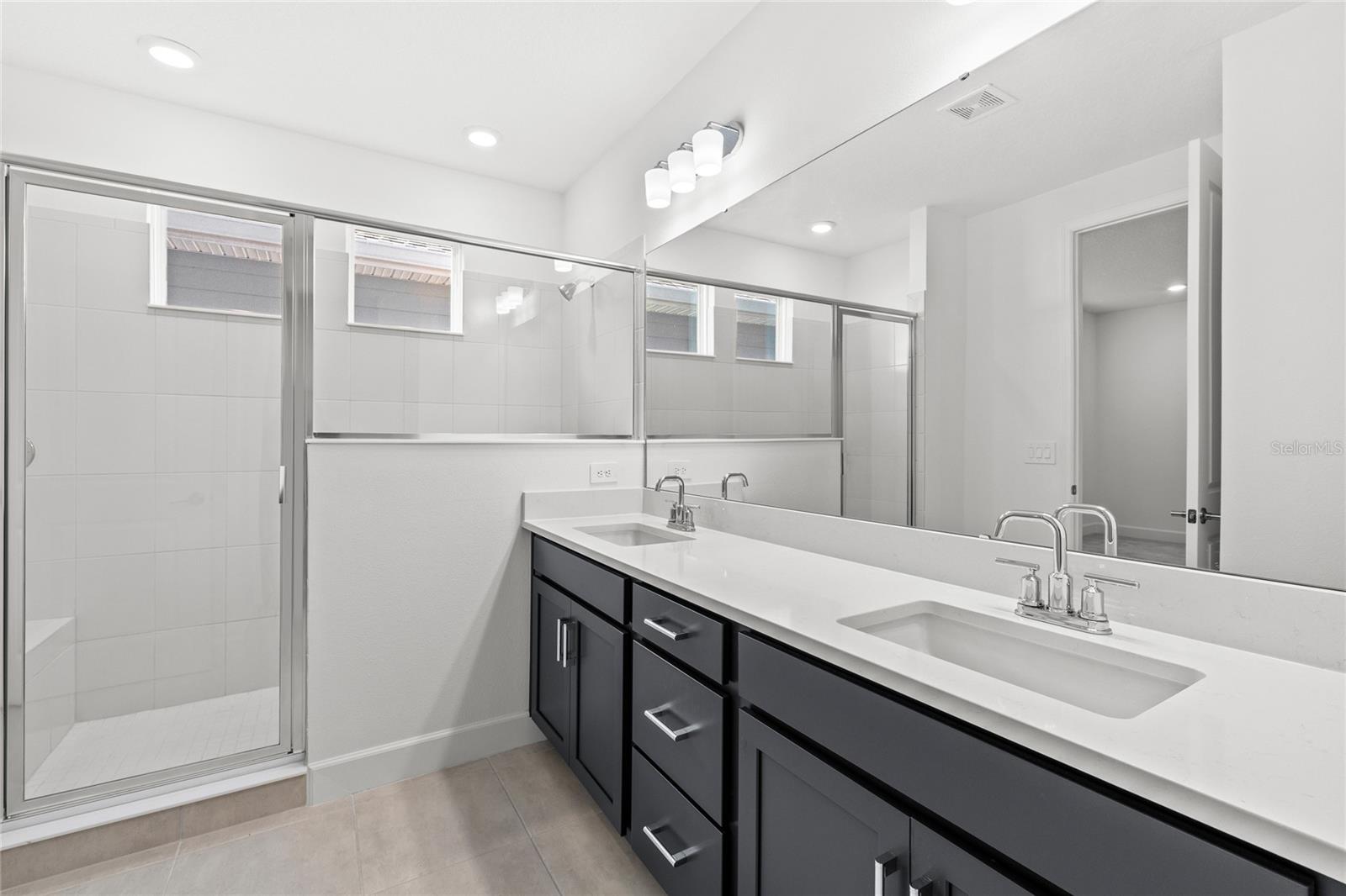 Image 25 of 38 For 16283 Honey Harvest Street