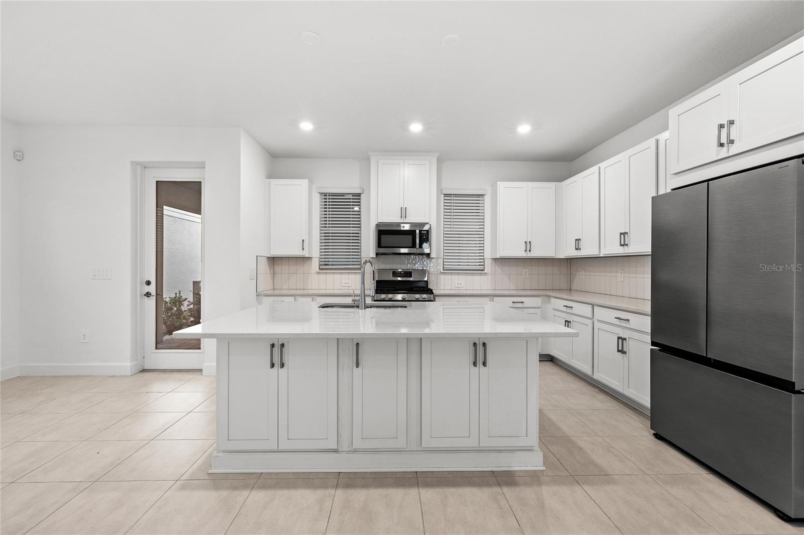 Image 6 of 38 For 16283 Honey Harvest Street