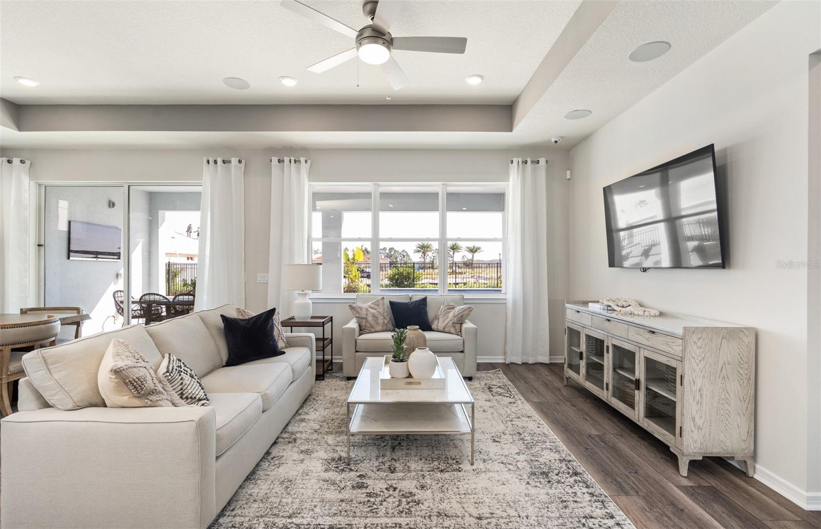 Image 22 of 41 For 13043 Sandcastle Drive