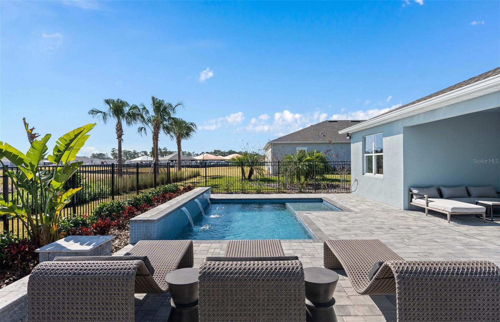 Image 9 of 41 For 13043 Sandcastle Drive