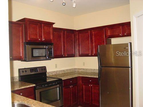 Image 2 of 8 For 1321 Arbor Vista Loop 209