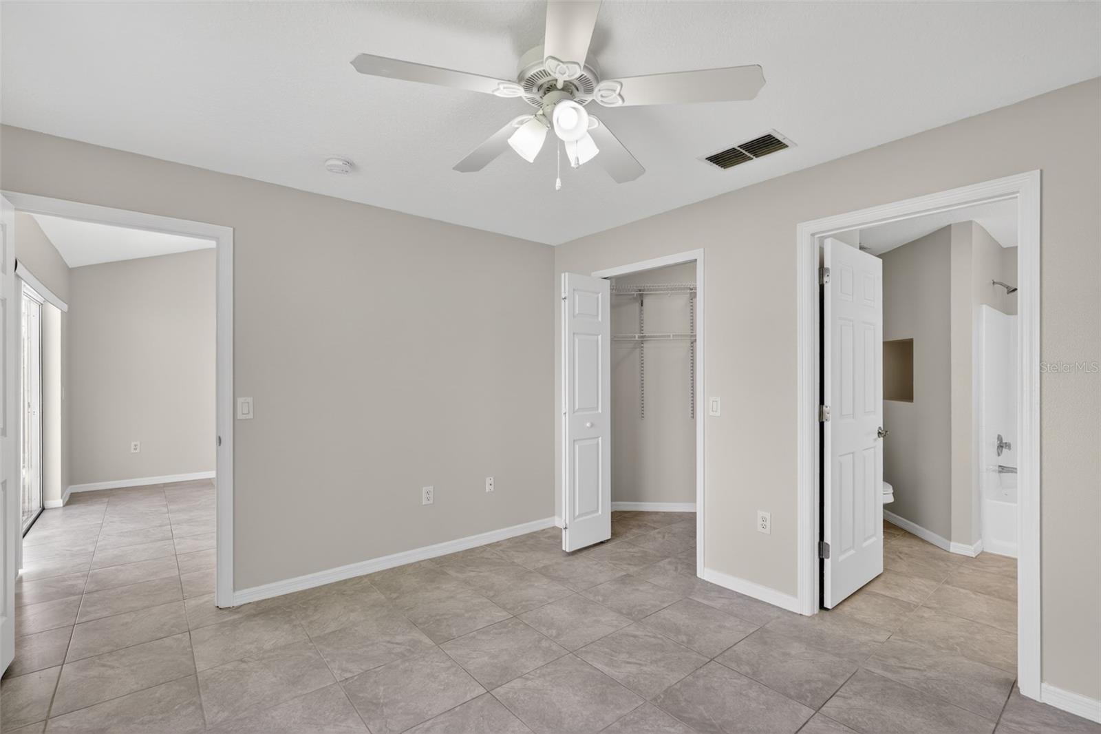 Image 19 of 29 For 3815 Kyle Drive