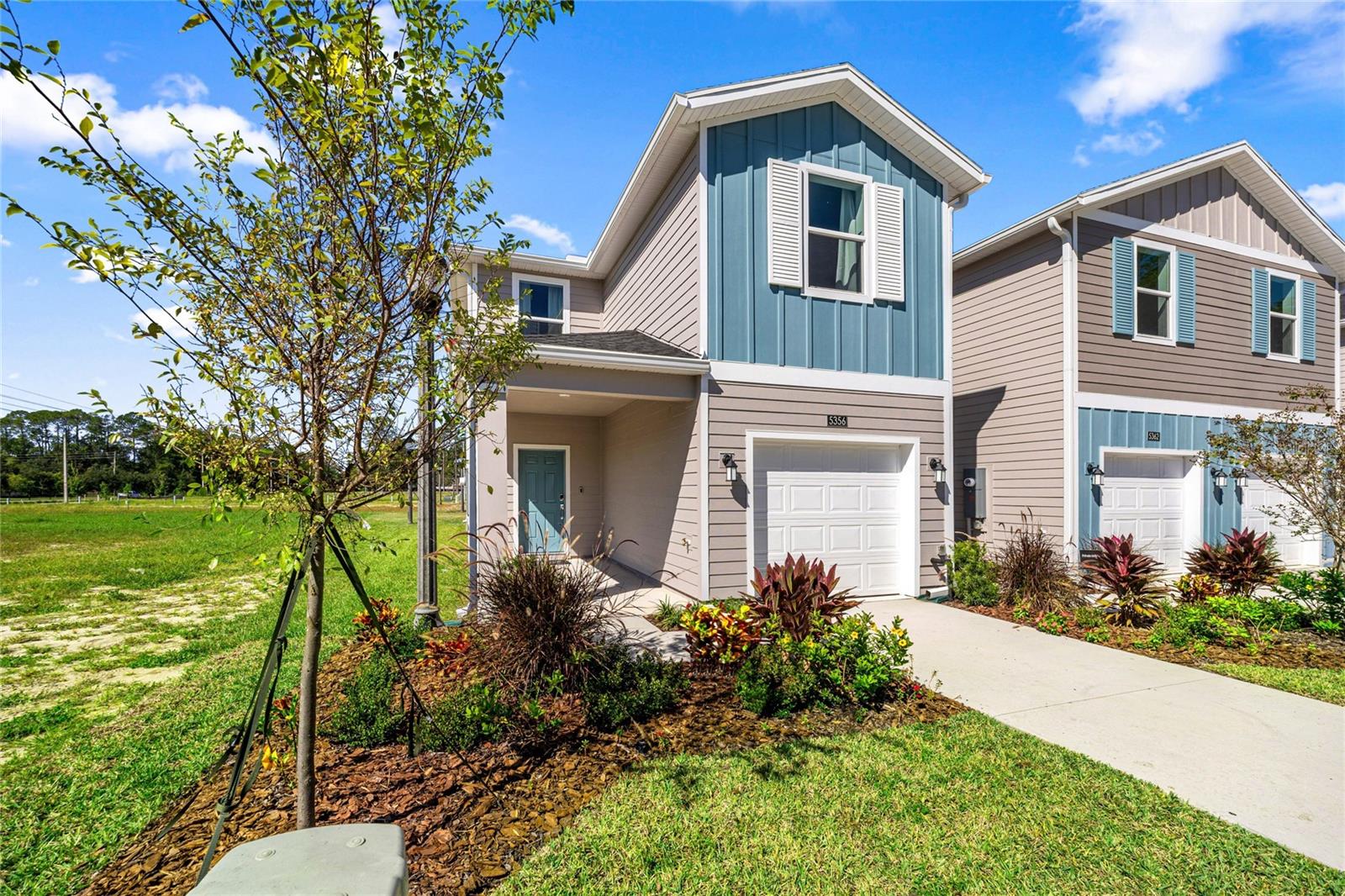 Image 3 of 24 For 14585 163rd Place