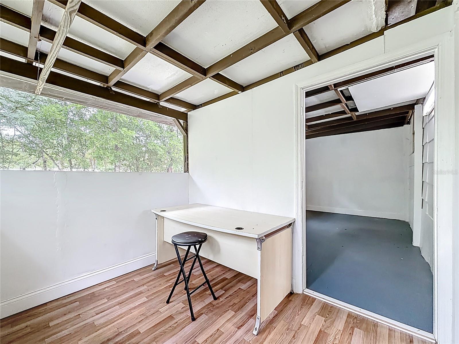 Image 32 of 56 For 544 Mercury Avenue