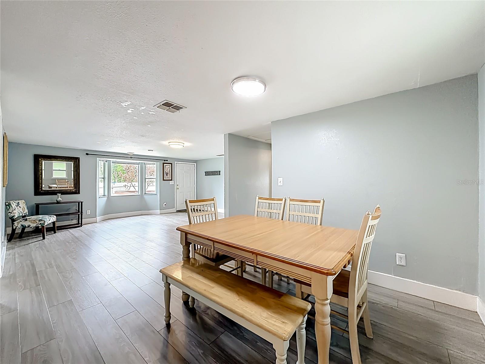 Image 36 of 56 For 544 Mercury Avenue