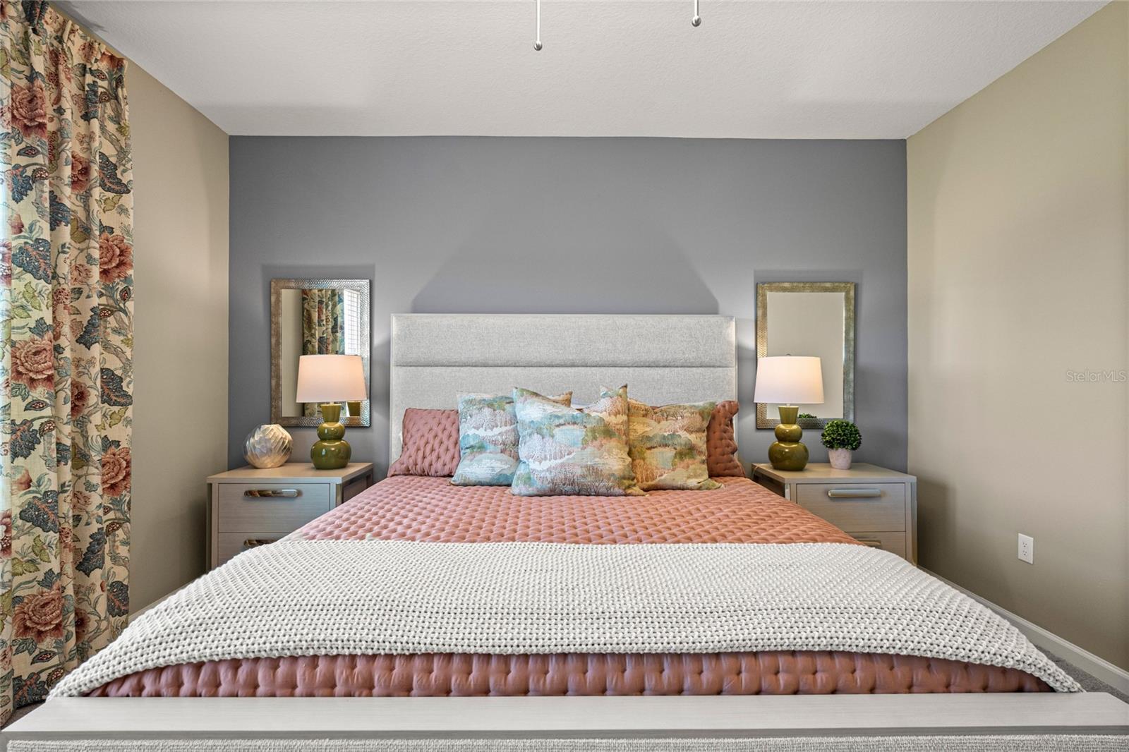 Image 20 of 21 For 14204 Convergence Boulevard