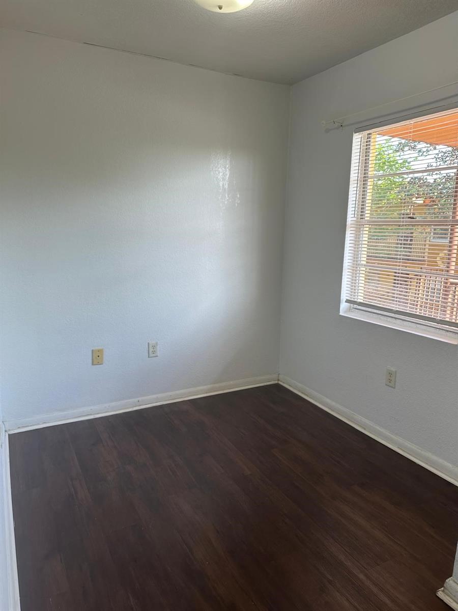 Image 3 of 13 For 747 Wyman Court 747