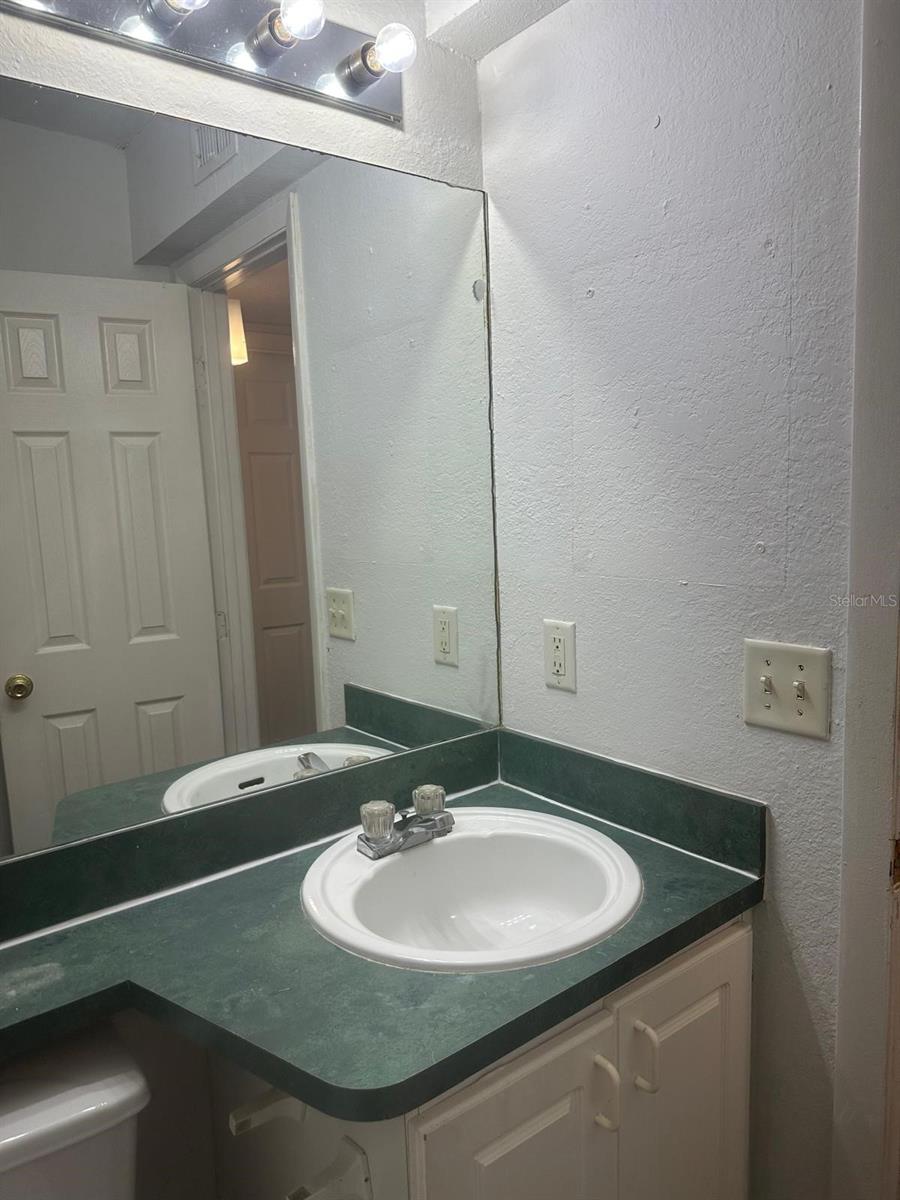 Image 7 of 13 For 747 Wyman Court 747