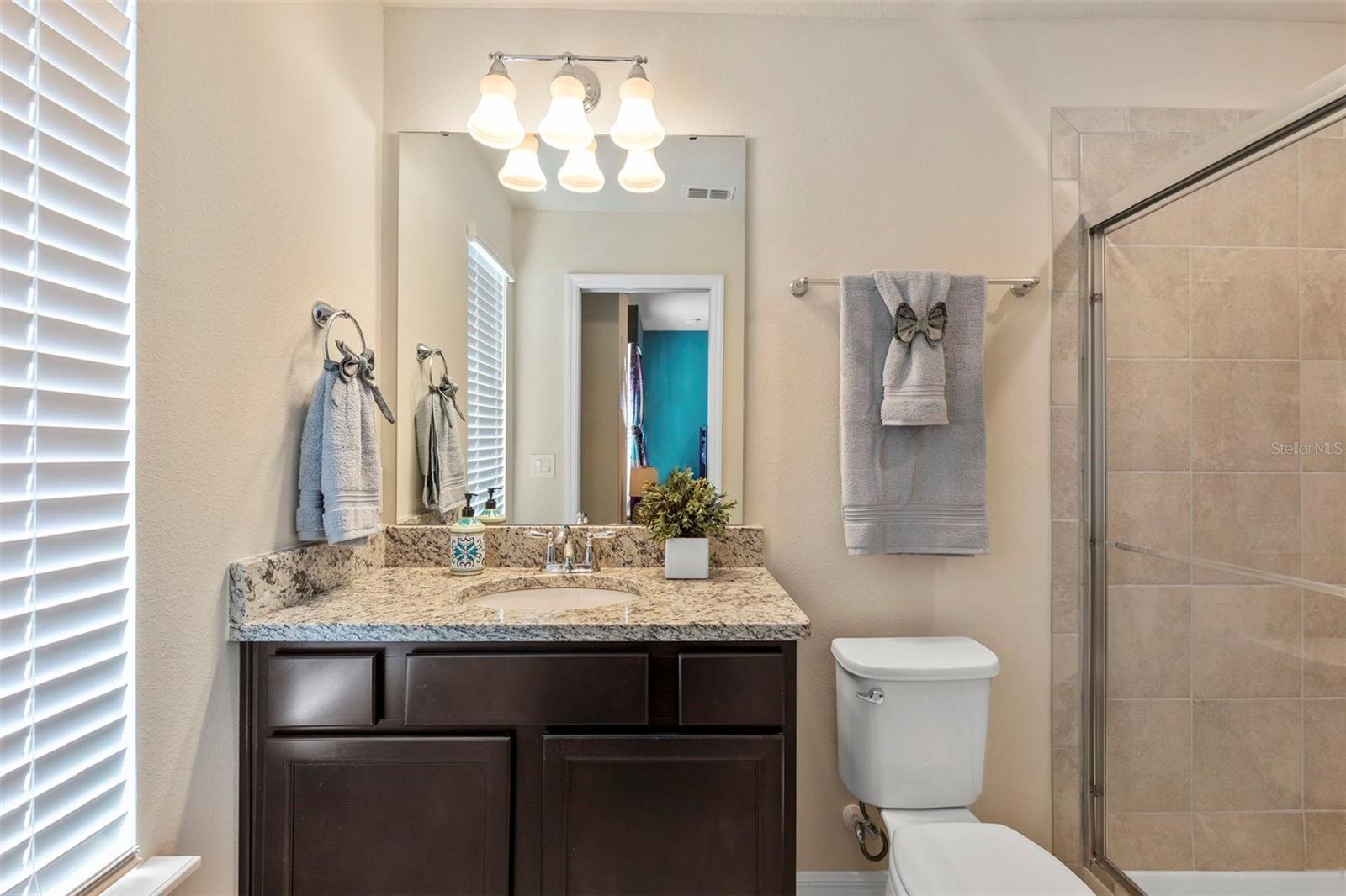 Image 14 of 35 For 7195 Oakmoss Loop