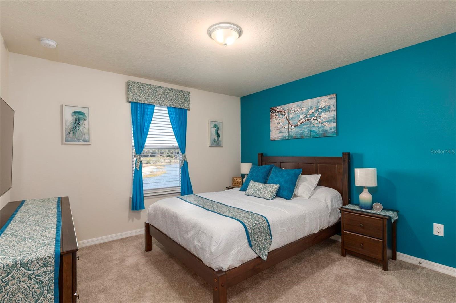 Image 15 of 35 For 7195 Oakmoss Loop