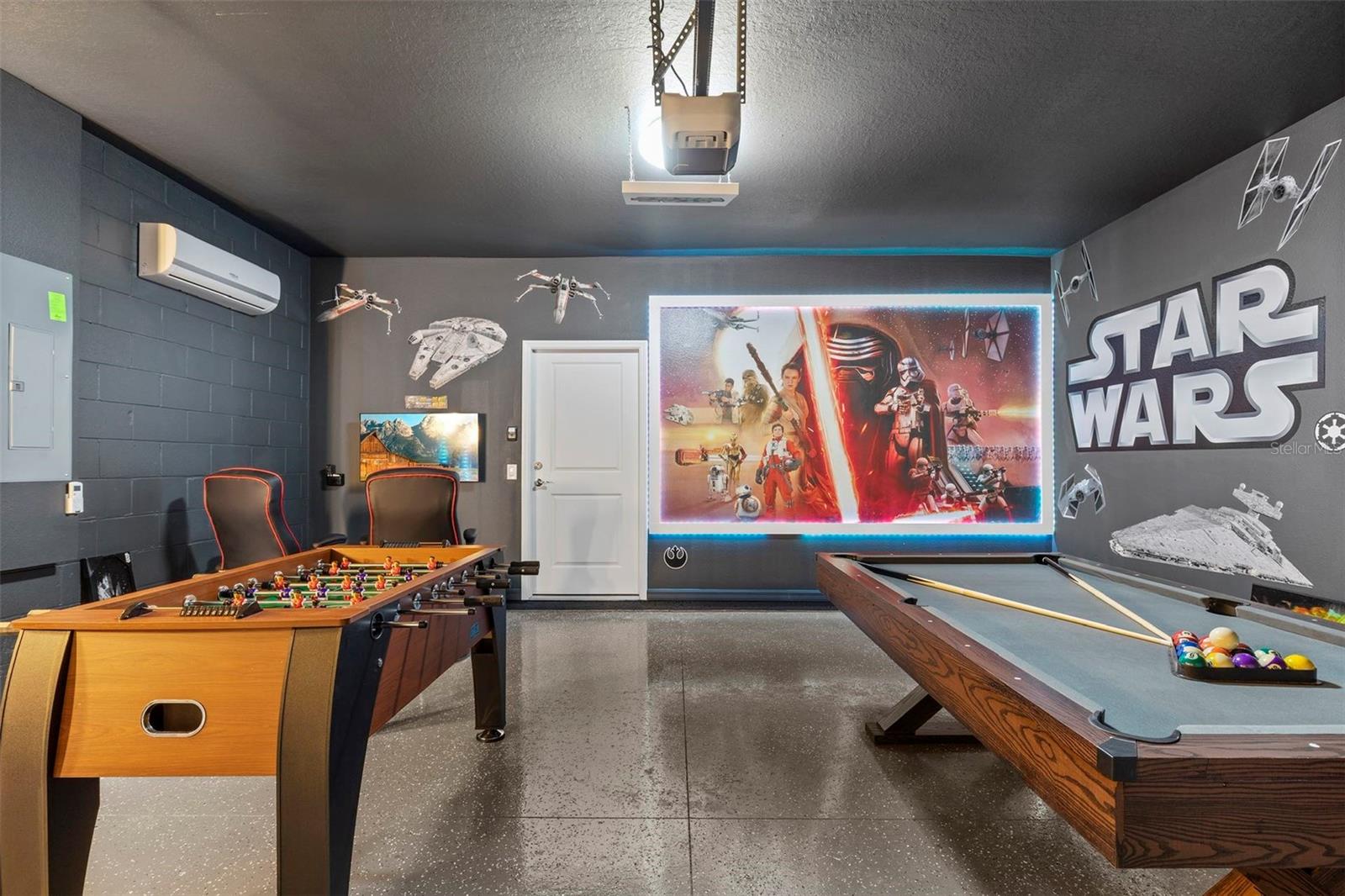 Image 27 of 35 For 7195 Oakmoss Loop