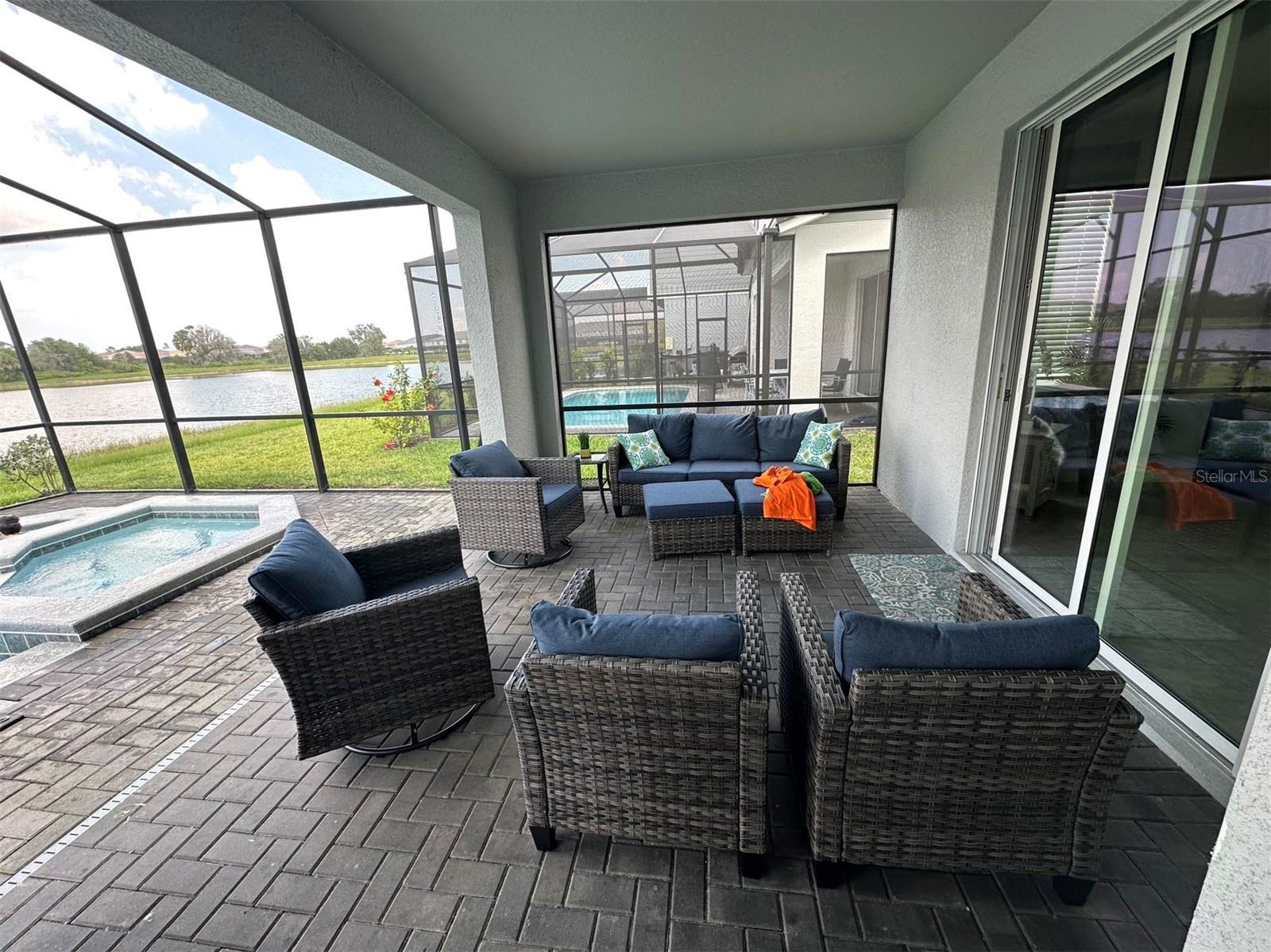 Image 33 of 35 For 7195 Oakmoss Loop