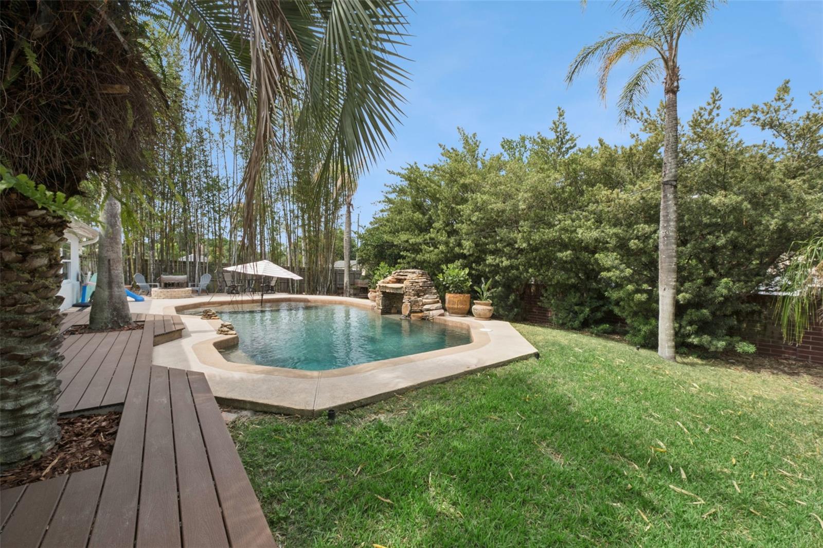 Image 22 of 28 For 108 Temple Drive