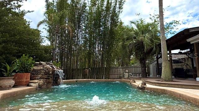 Image 26 of 28 For 108 Temple Drive