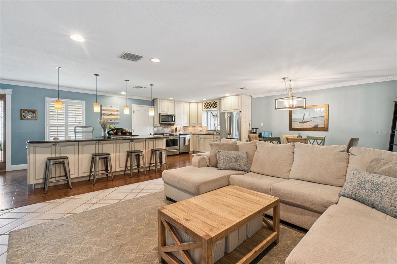 Image 6 of 28 For 108 Temple Drive