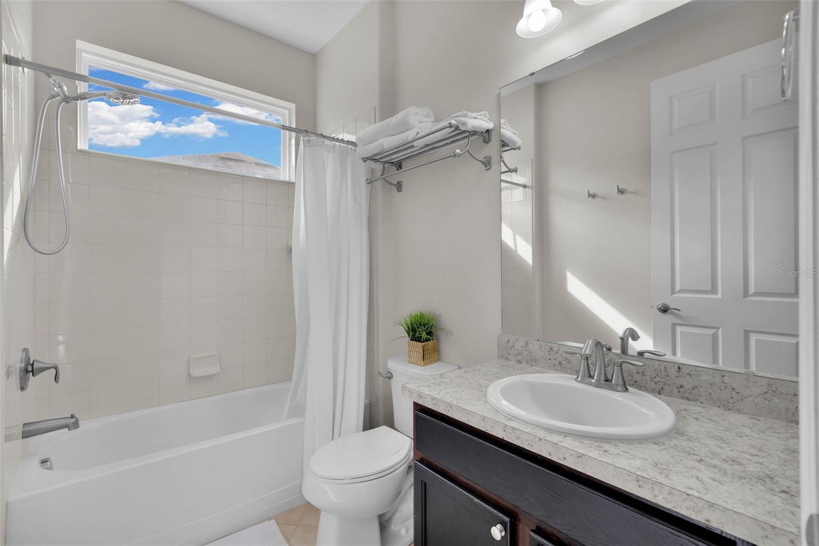 Image 7 of 36 For 4454 Indigo Sky Lane