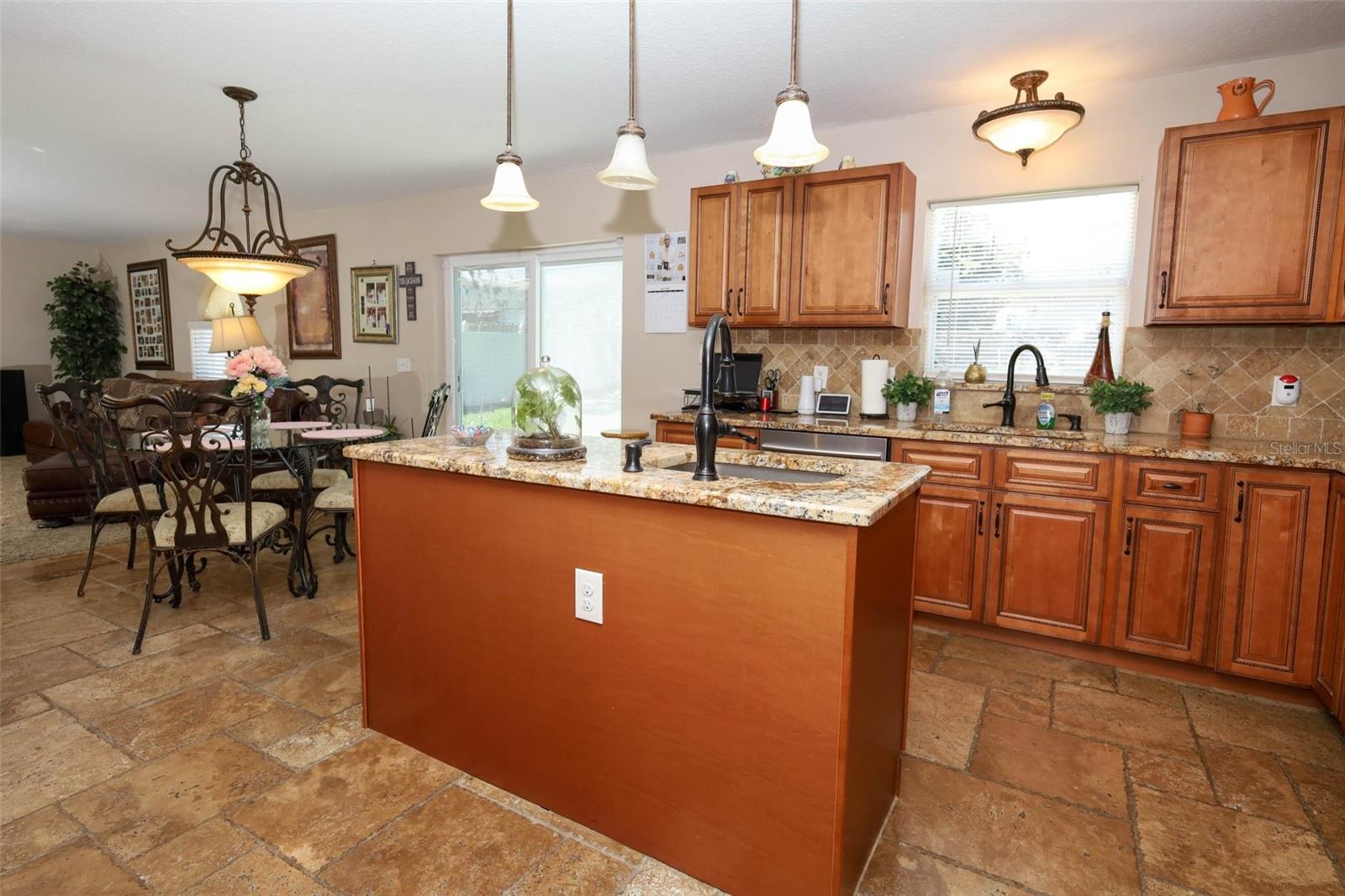 Image 13 of 42 For 210 Pinefield Drive