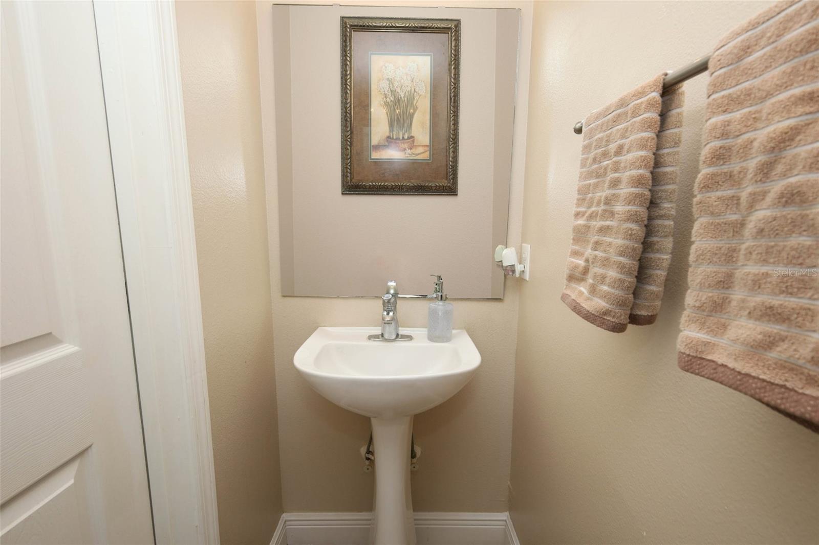 Image 18 of 42 For 210 Pinefield Drive