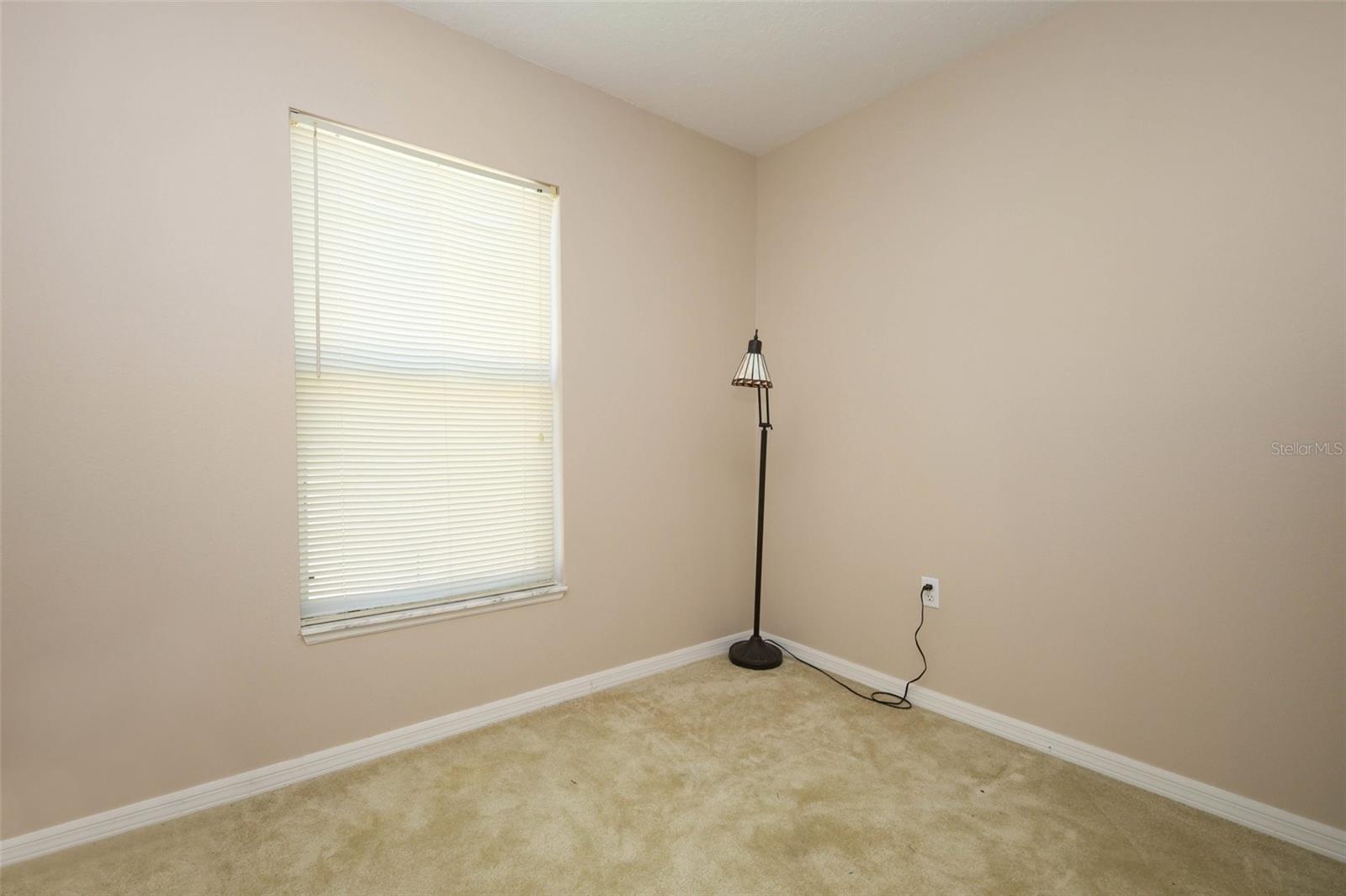 Image 35 of 42 For 210 Pinefield Drive