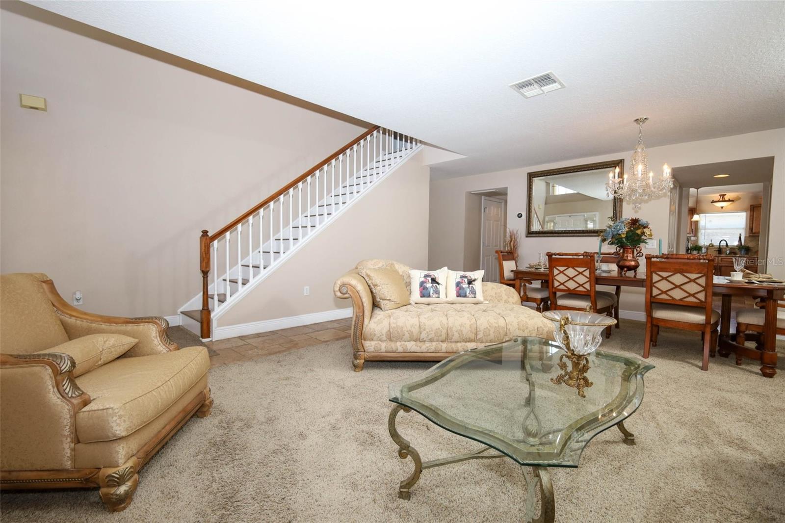 Image 5 of 42 For 210 Pinefield Drive