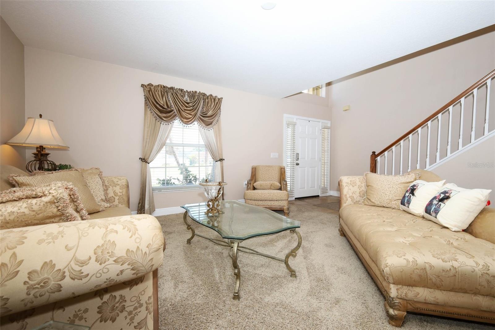 Image 6 of 42 For 210 Pinefield Drive