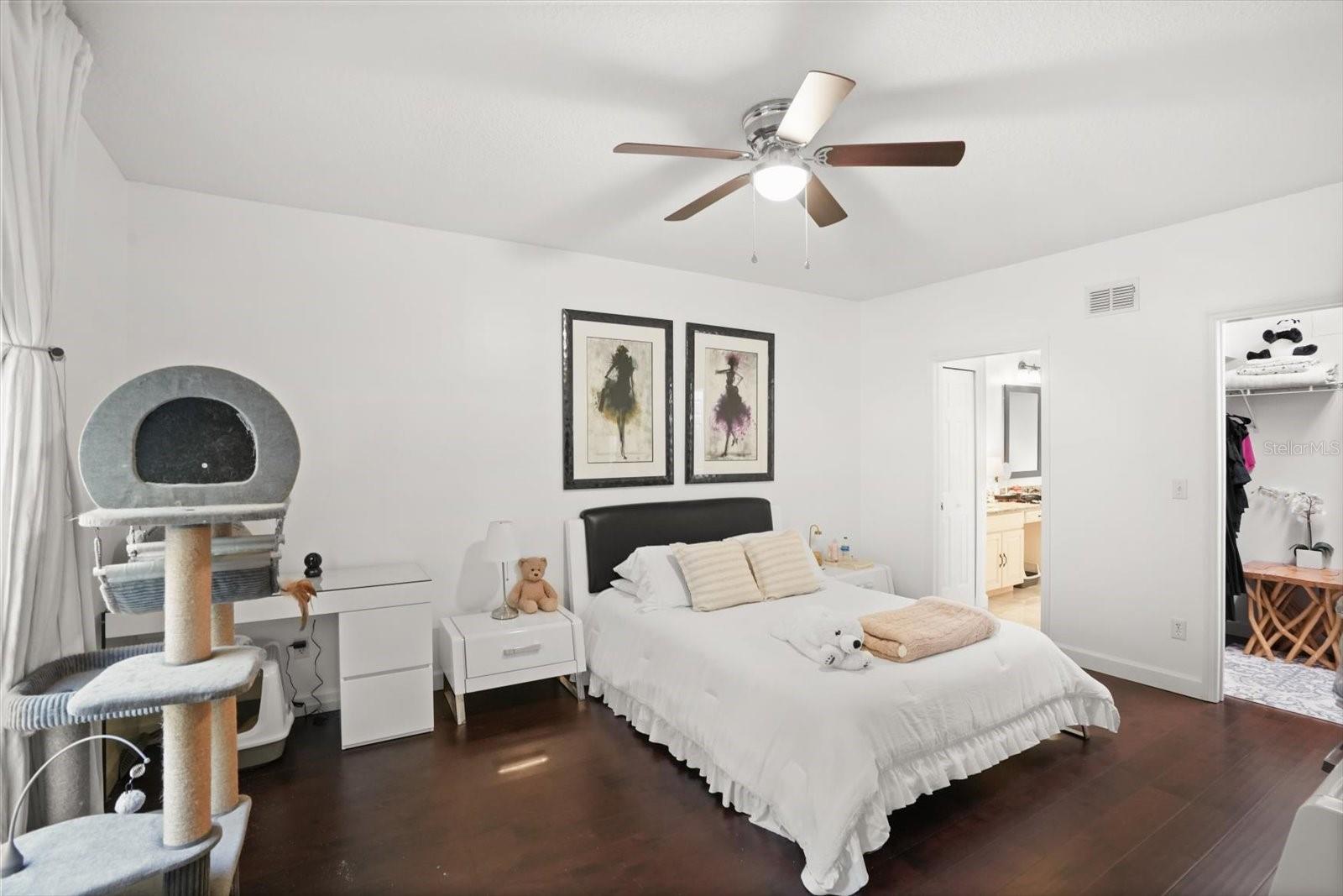 Image 10 of 30 For 248 Longhirst Loop