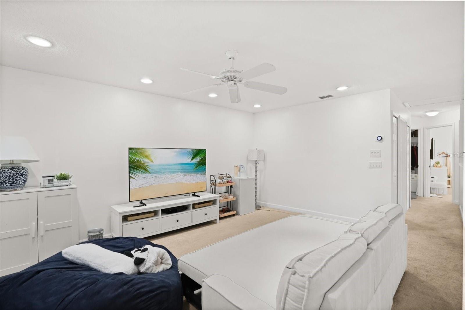 Image 15 of 30 For 248 Longhirst Loop