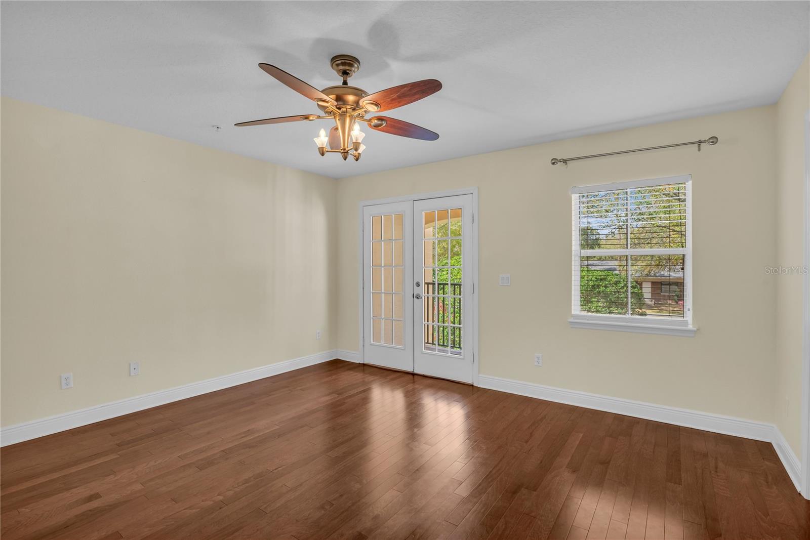 Image 23 of 43 For 1393 Benevolent Street