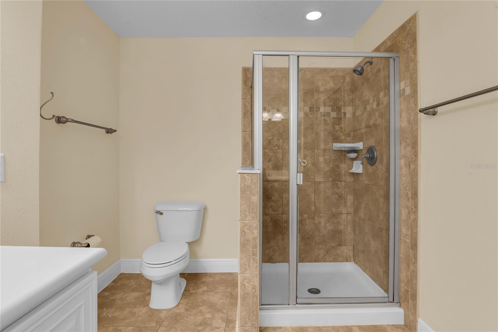 Image 27 of 43 For 1393 Benevolent Street