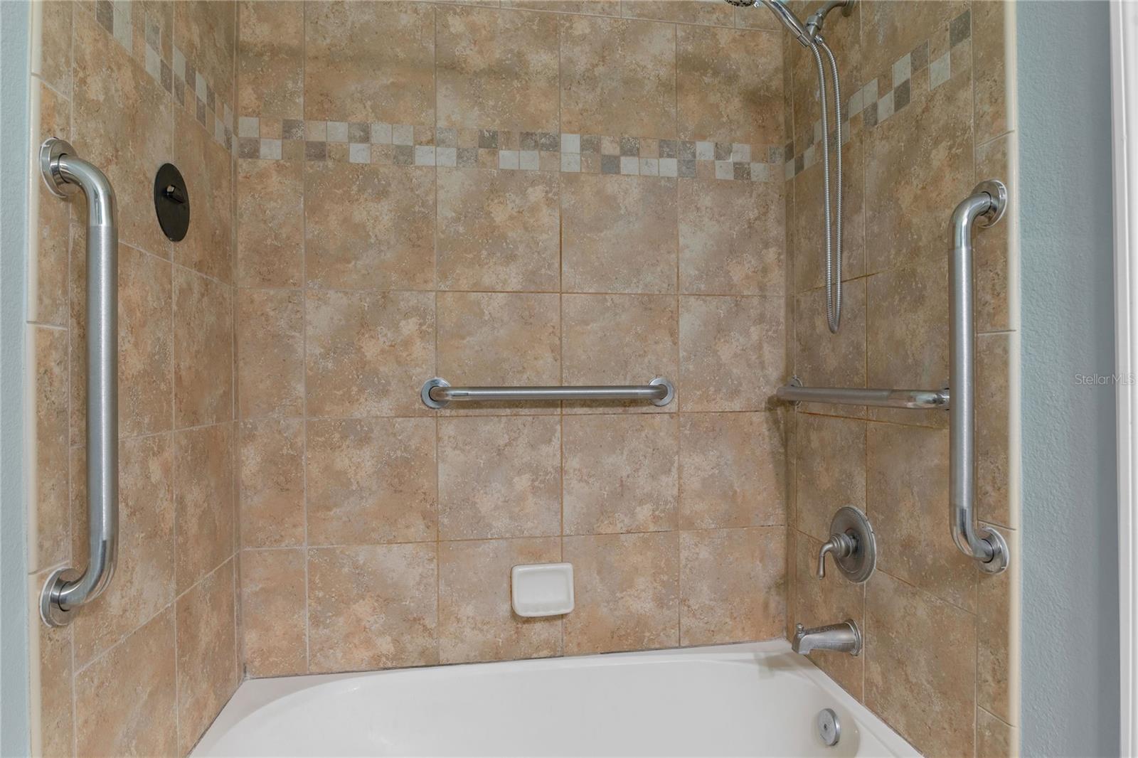 Image 36 of 43 For 1393 Benevolent Street