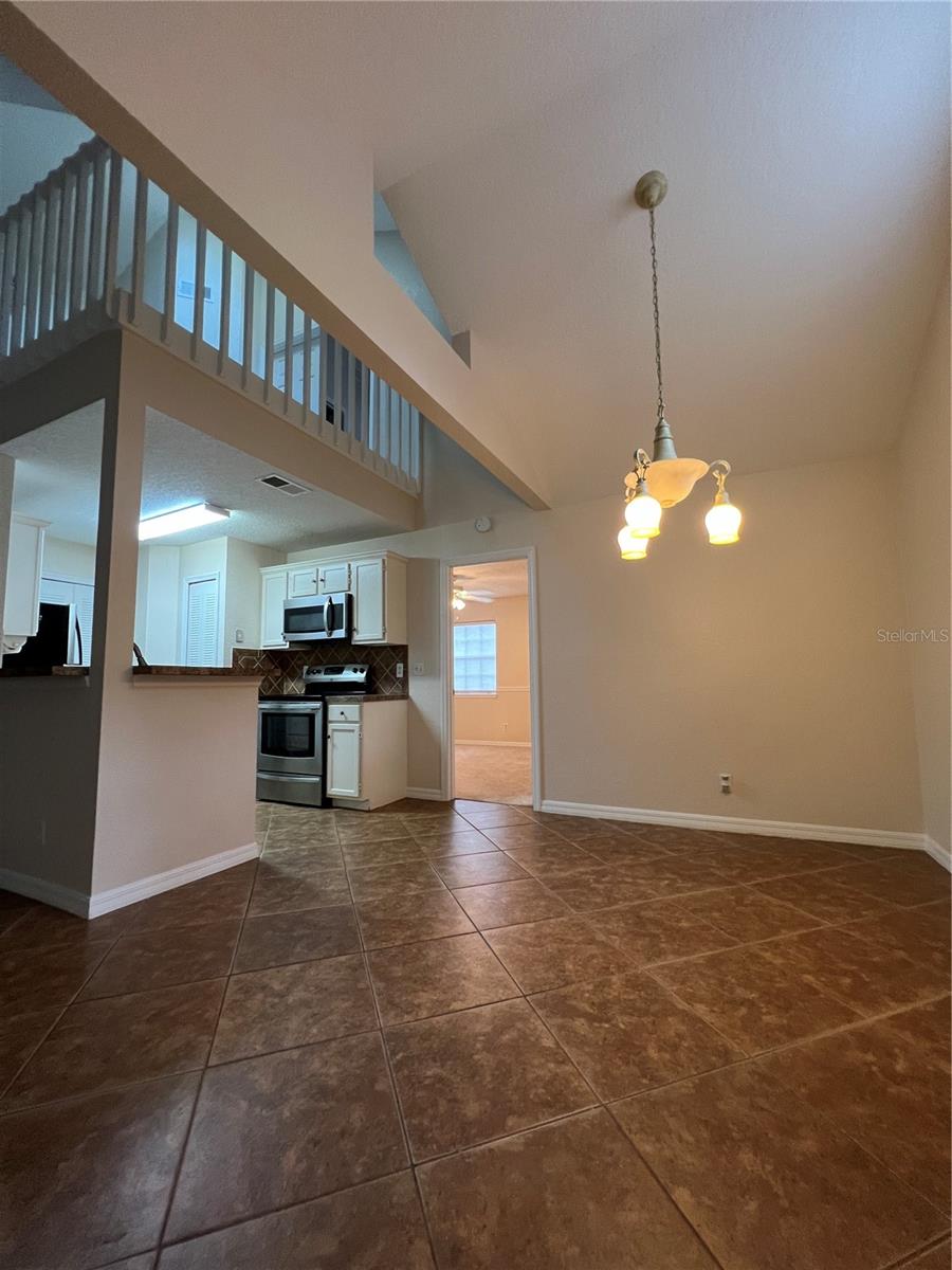 Image 3 of 30 For 954 Forest Ridge Court 202
