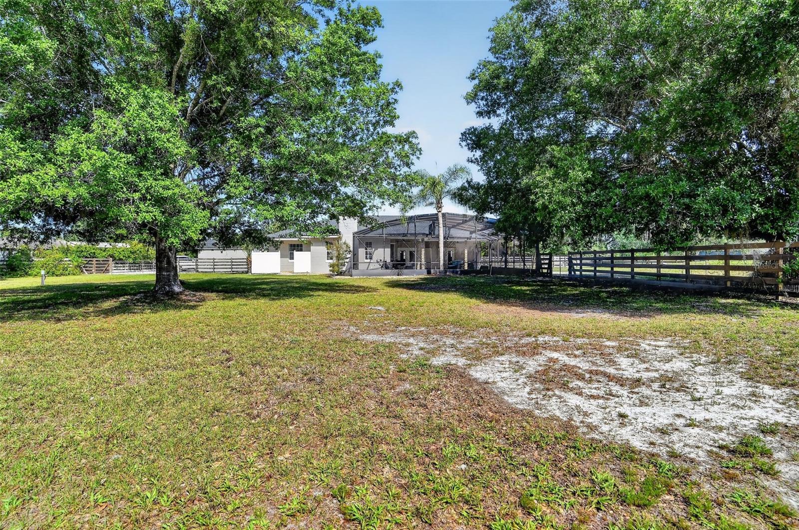 Image 29 of 33 For 2641 Wassum Trail