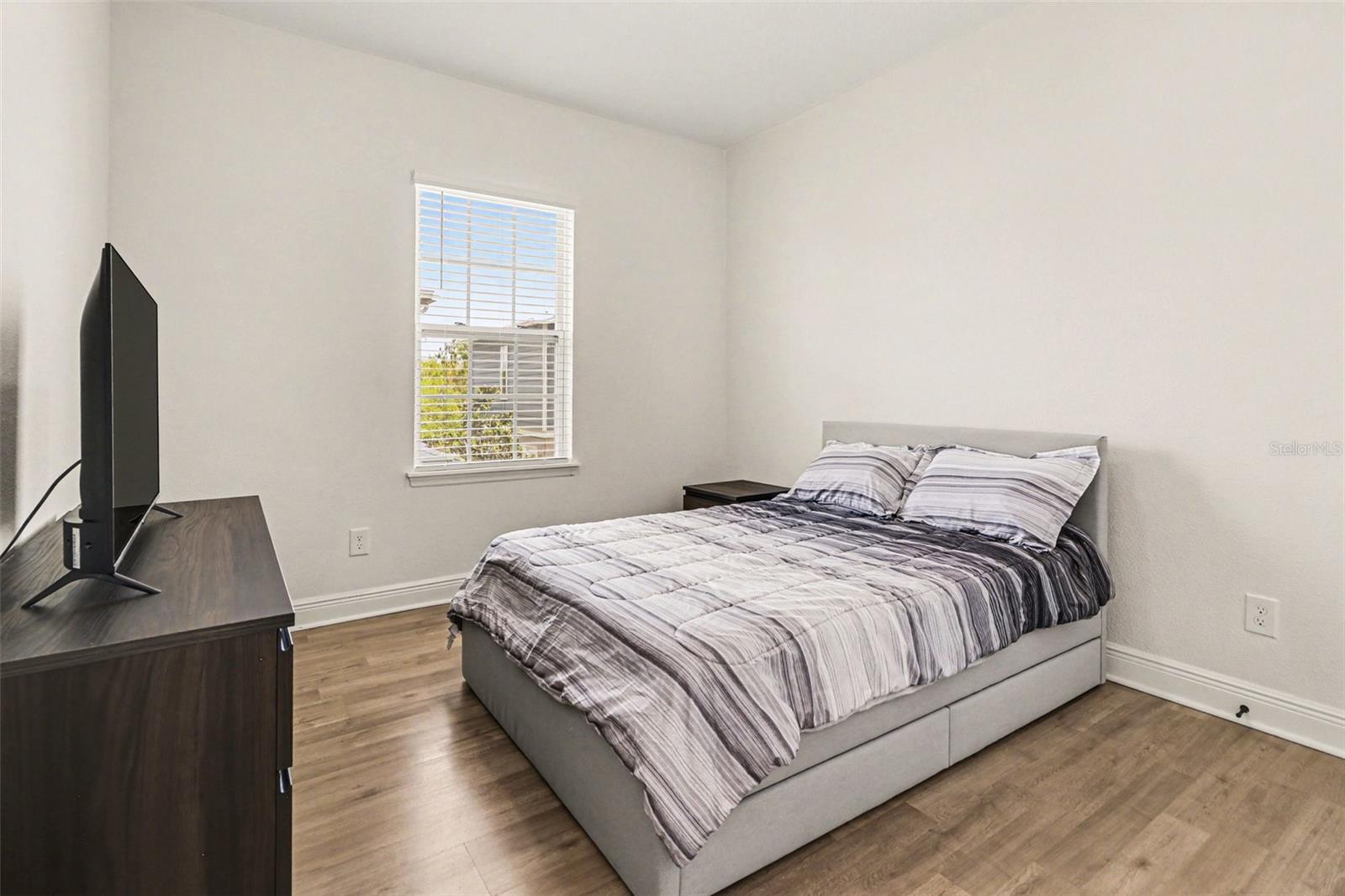 Image 21 of 41 For 8274 Nemours Parkway