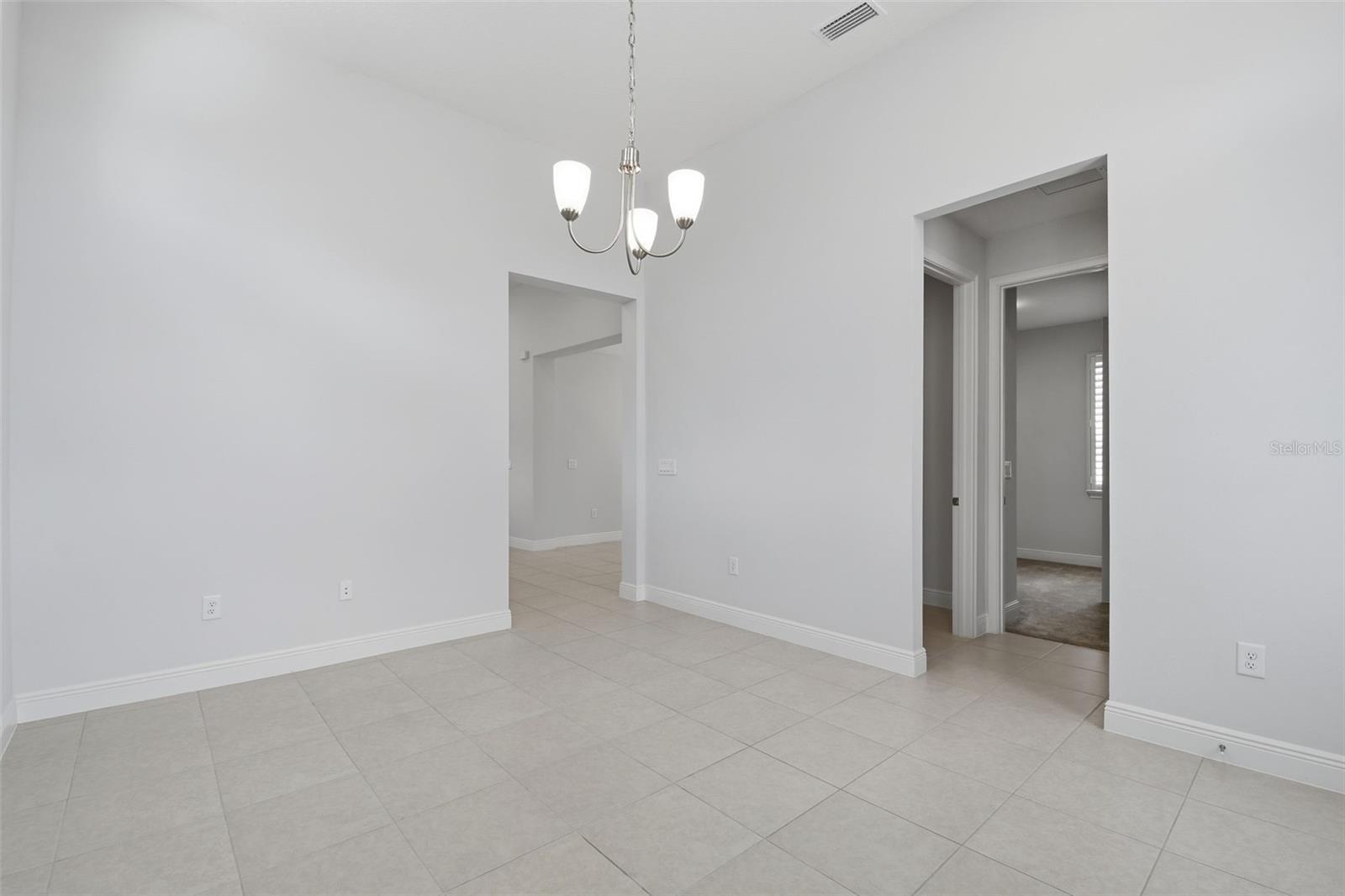 Image 15 of 47 For 28761 Sweet Persimmon Drive