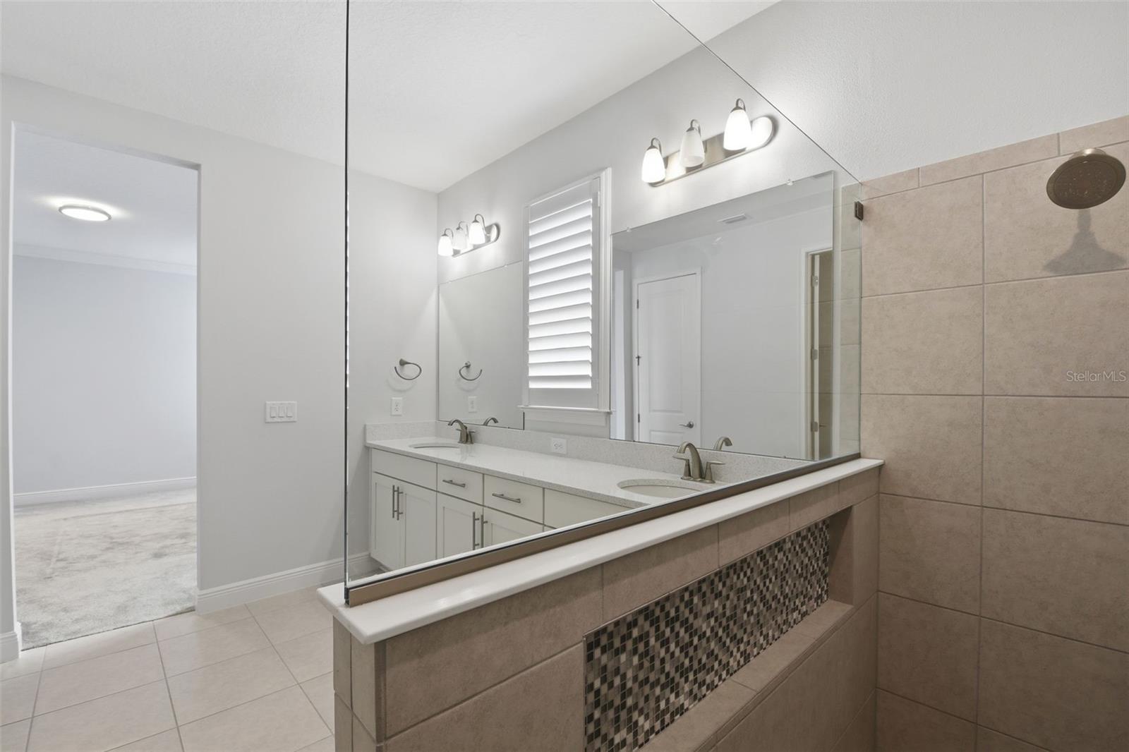 Image 27 of 47 For 28761 Sweet Persimmon Drive