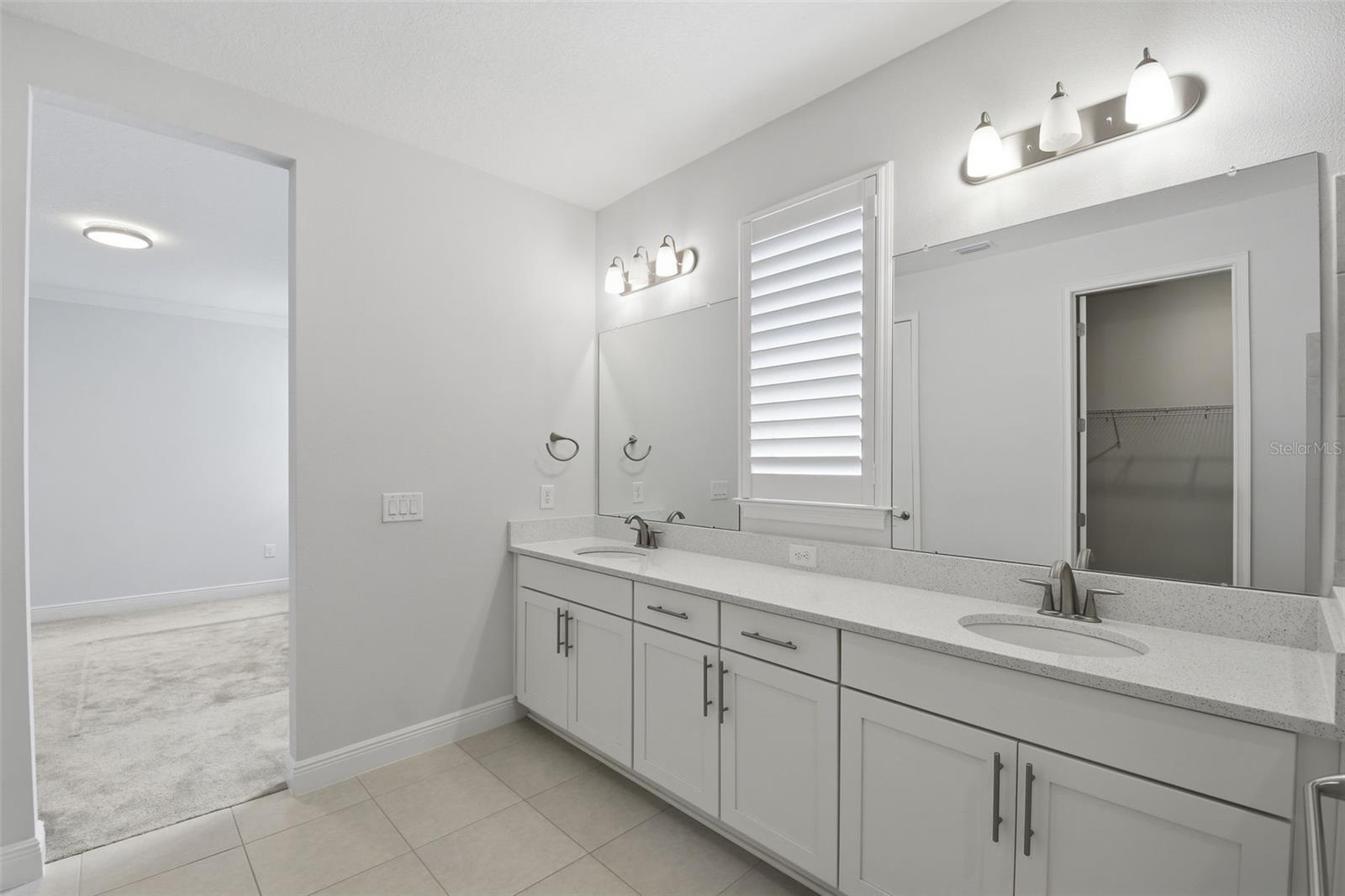 Image 28 of 47 For 28761 Sweet Persimmon Drive