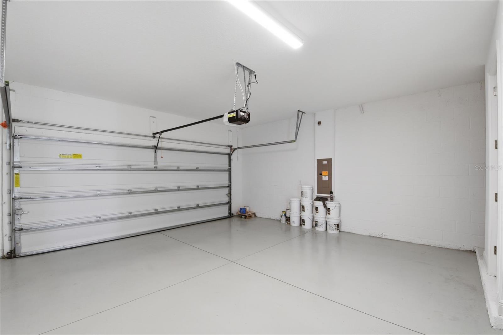 Image 37 of 47 For 28761 Sweet Persimmon Drive