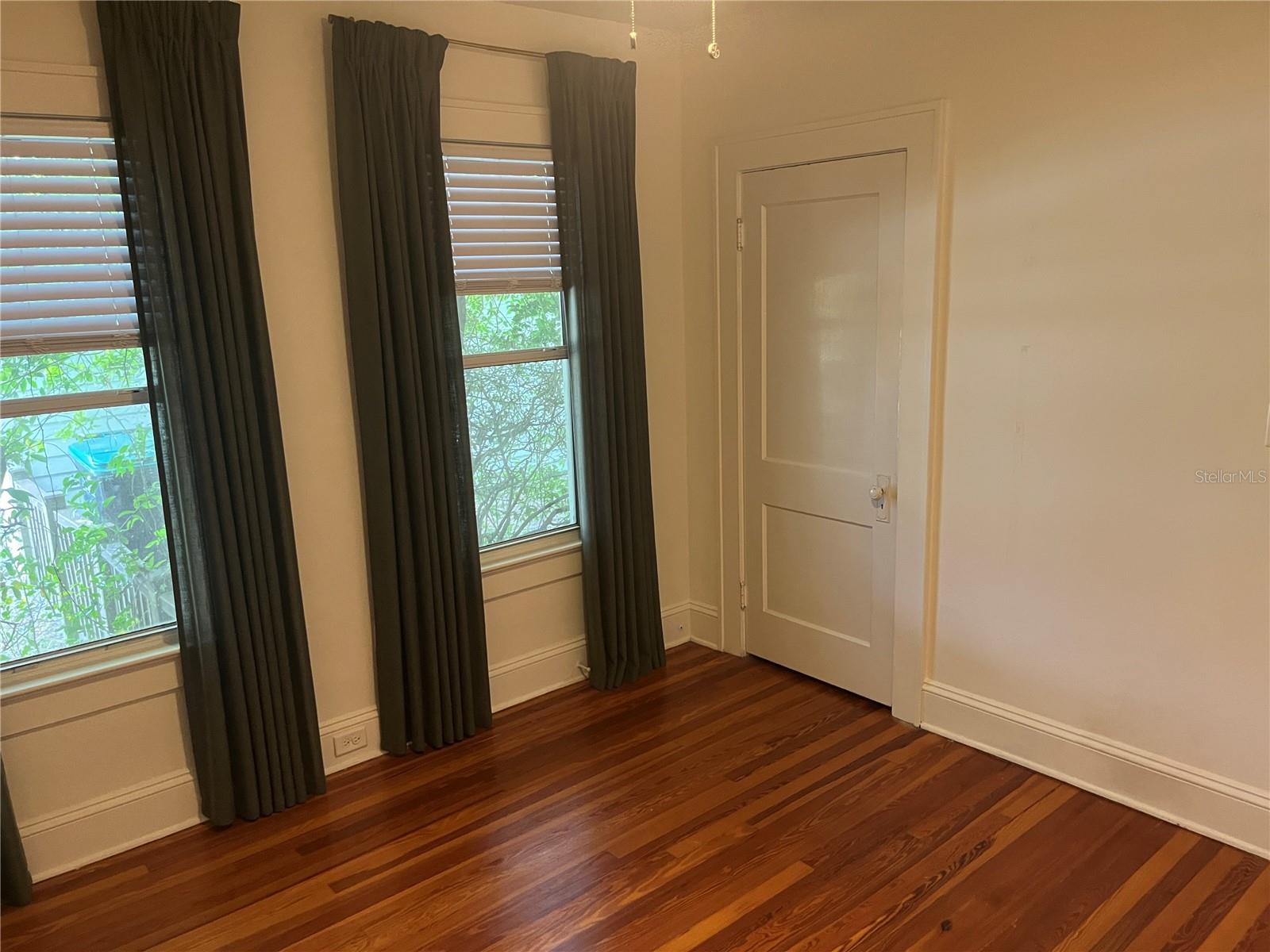 Image 21 of 30 For 3420 Grant Street