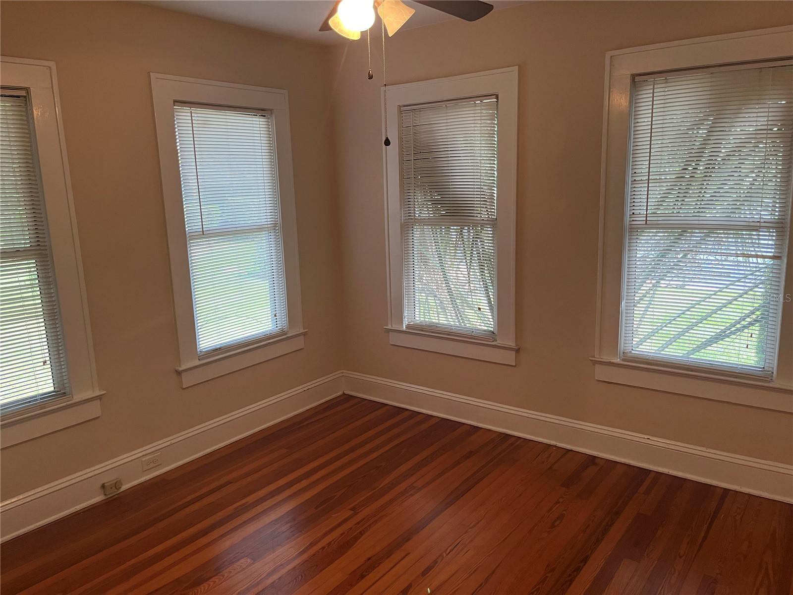 Image 7 of 30 For 3420 Grant Street