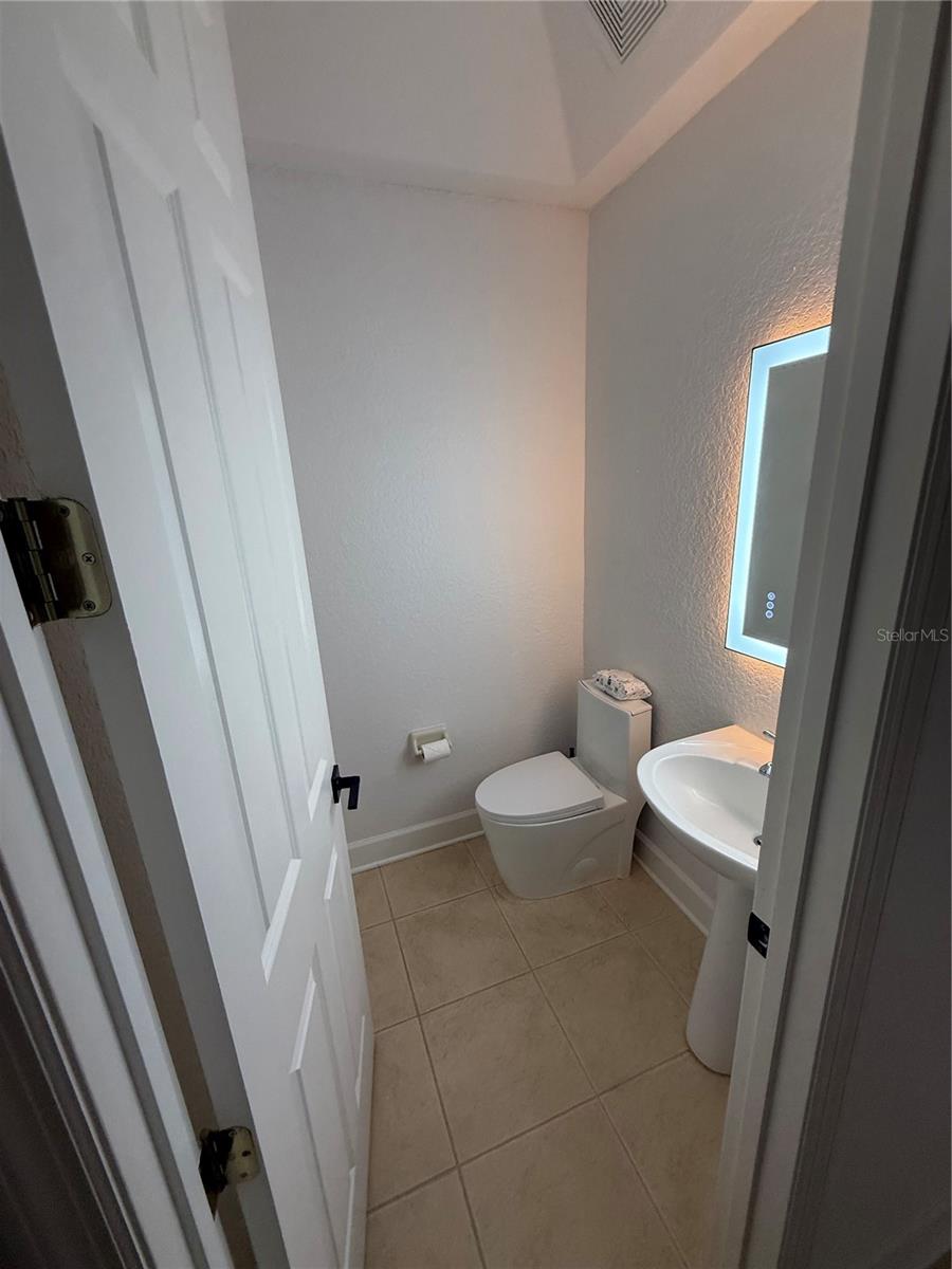 Image 12 of 24 For 13938 Arbor Glen Court