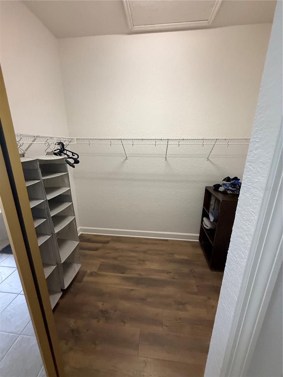 Image 17 of 24 For 13938 Arbor Glen Court