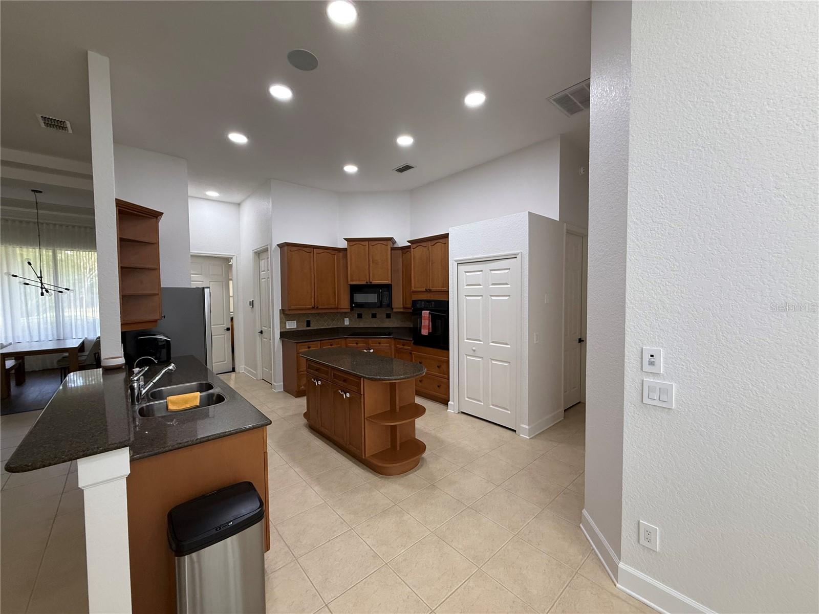 Image 7 of 24 For 13938 Arbor Glen Court