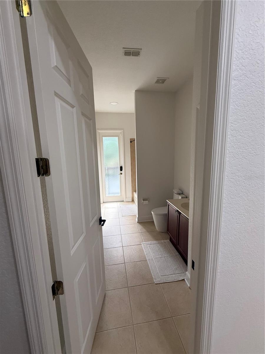 Image 8 of 24 For 13938 Arbor Glen Court