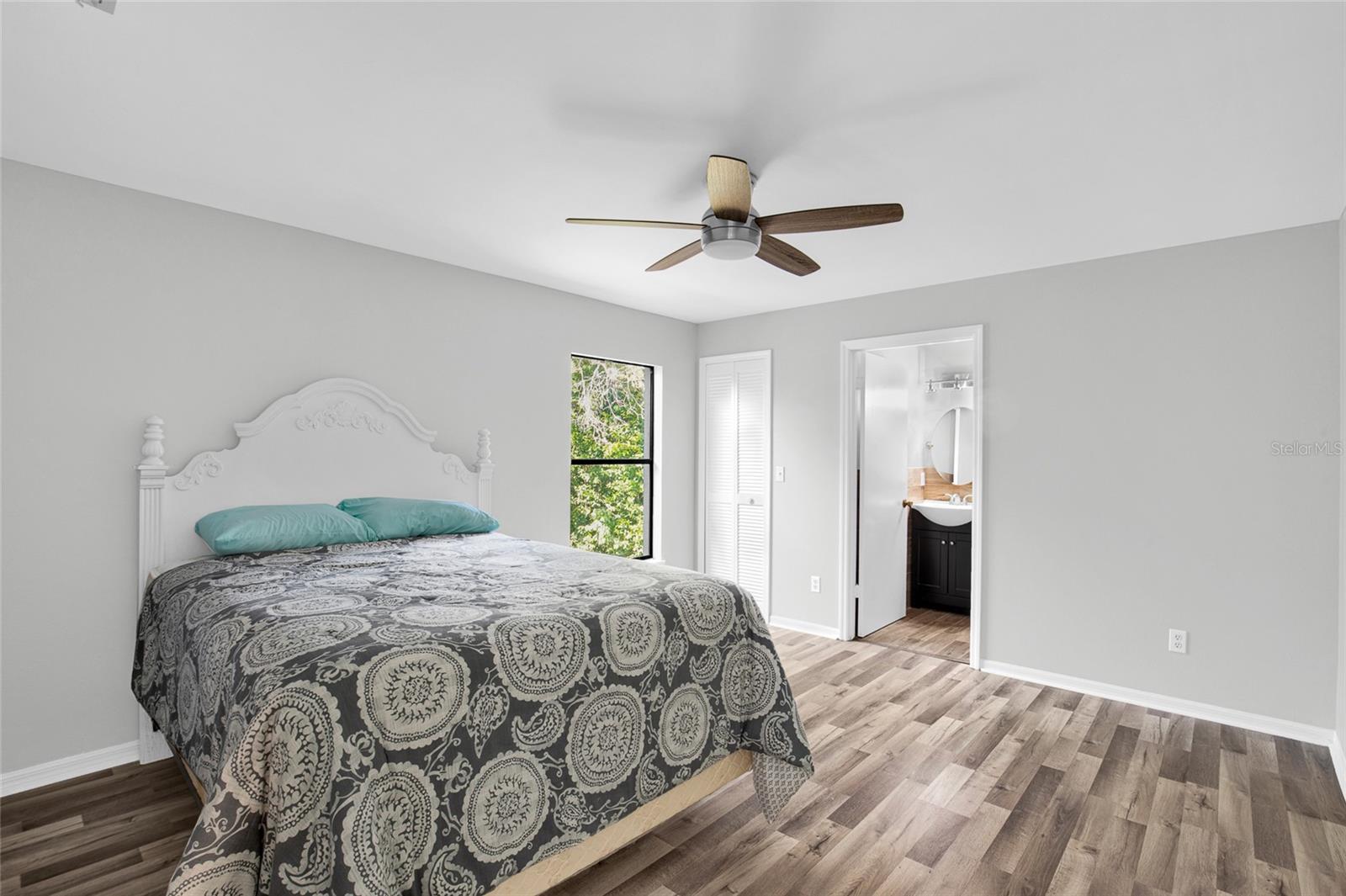 Image 11 of 22 For 1572 Monticello Street